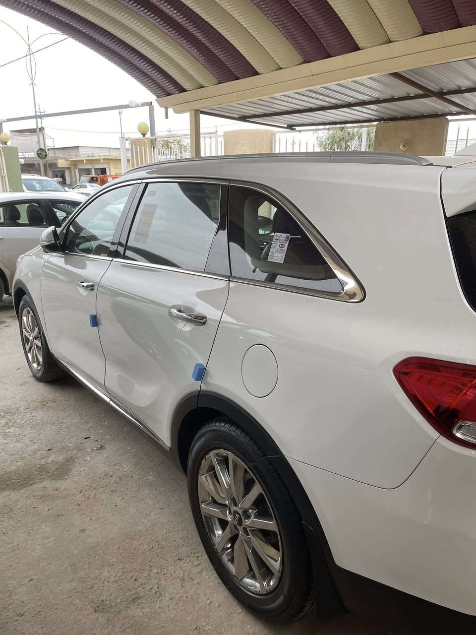 السلام عليكم للبيع سورنتو  موديل ٢٠١٥ شكل ١٦ خليجي رقم بغداد أنكليزي بسمي تحويل مباشر مكفوله كفاله عامه المكان صلاح الدين  الضلوعية للستفسار ***********
