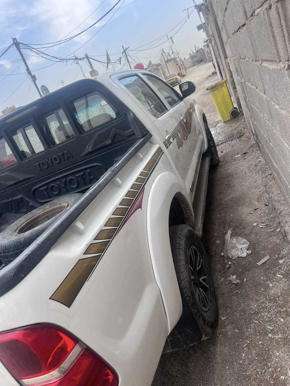 ‏سلام عليكم السيارة 2013 ديزل￼￼ مقفولة كفالة عامة رقم أربيل سنوية منتهية العنوان بصره موفقي السعر 150 رقم الهاتف***********
