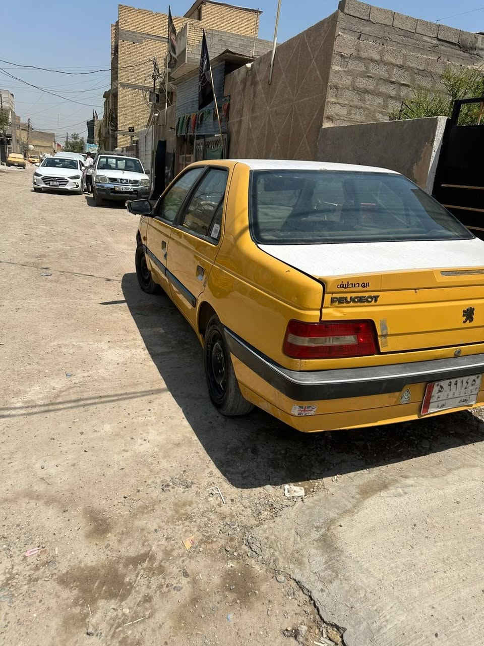 سلام عليكم بيجو أكد 2016بيه قطعتين صبغ تبريد شغال كير مكينه بيه تنقيص سياره يرادله ترتيب صفاحه موس ***********
