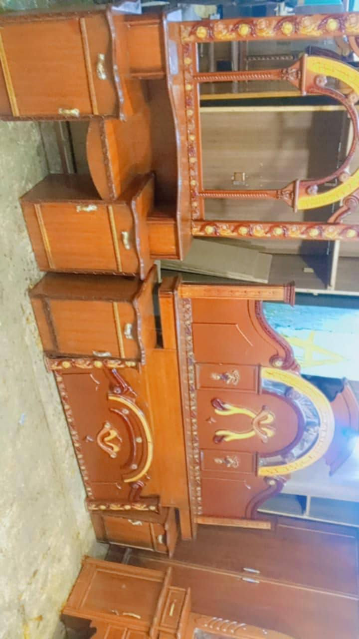 أغراض للبيع 

غرفتين اخشاب وبيبان حديد 

الغرفة الأولى [ غرفه ام 6 قاطين تزكام داخل وخارج صاج ضهر جرجوبه السعر 650 وبيها مجال ]

الغرفة الثانية [  غرفه ام 6 قاطين تزكام داخل وخارج صاج ضهر جرجوبه زاويه كنتوريه السعر 850 وبيها مجال ]

البيبان حديد تزكام قويات بس عوزهن صبغ الكبير بابين والثاني باب واحد


**إذا كنت صاحب هذا الإعلان وتريد حذفه لأي سبب، رجاءا أرسل رسالة إلى الدعم الفني**