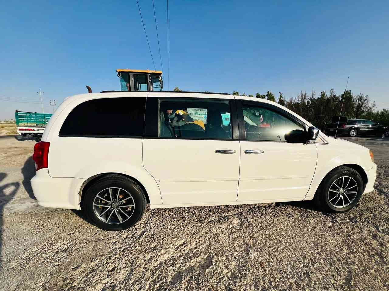 مكلف بالنشر

دوج كرفان موديل 12 وارد أمريكي مكينة 3600  v6 حادثها سحب جاملغ بارد صفحة السائق،  والجنطه مصبوغه حزام بس  سيارة  كير ومكينه خير من الله بإسمي تحويل ثاني يوم تبريد فول ، جنطة وأبواب كهربائية مكاني واسط الاحرار 
للاستفسار الاتصال ***********
