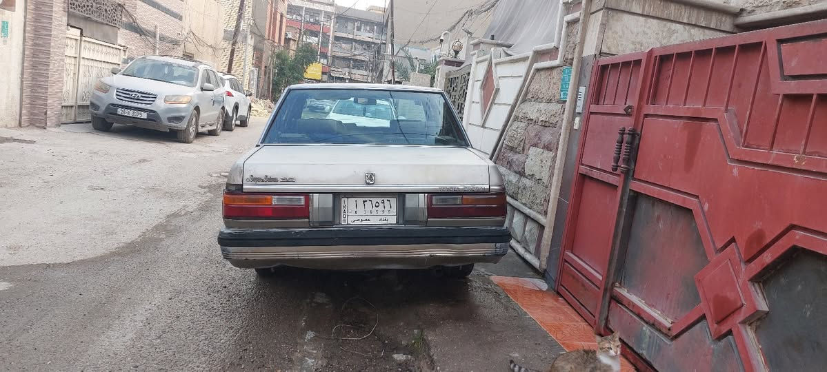 سلام عليكم اخواني
سيارة سوبر موديل 86 بإسم ابوية من سنة 2001 عدنه  
رايديها ب 60 ورقة و بيها مجال 
العنوان بغداد - الكرادة داخل
***********
