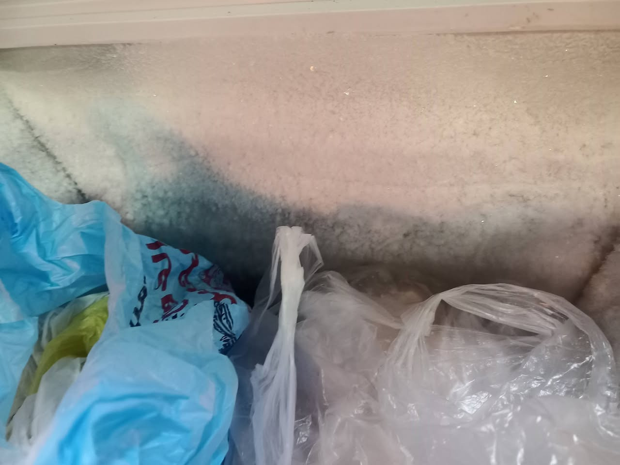 سلام عليكم عندي مجمده للبيع عله الفحص ***********
مكاني شارع المجمعات السعر خاص لو تخابر
