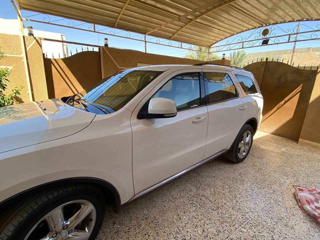 السلام عليكم
دورنكو موديل 11 ابيض رقم بغداد ألماني باسمي سنويه 29 
كير اكسن محرك شرط السياره امريكي ضرر باب السايق فقط بدون فتح السعر 170$وبيهه مجال قليل يرهم مراوس جارجر 16وفوك مكان السيارة صلاح الدين 
***********
***********
