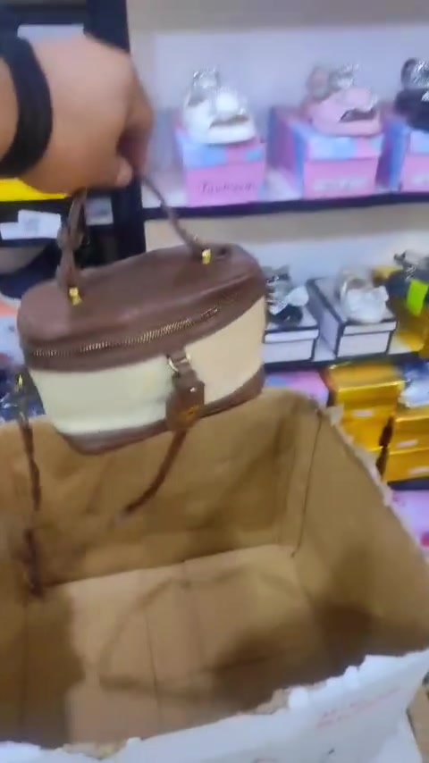 هاي اخر وجبه من  جنط  3  قطعه بــــ5  الاف 🔥🔥


**إذا كنت صاحب هذا الإعلان وتريد حذفه لأي سبب، رجاءا أرسل رسالة إلى الدعم الفني**