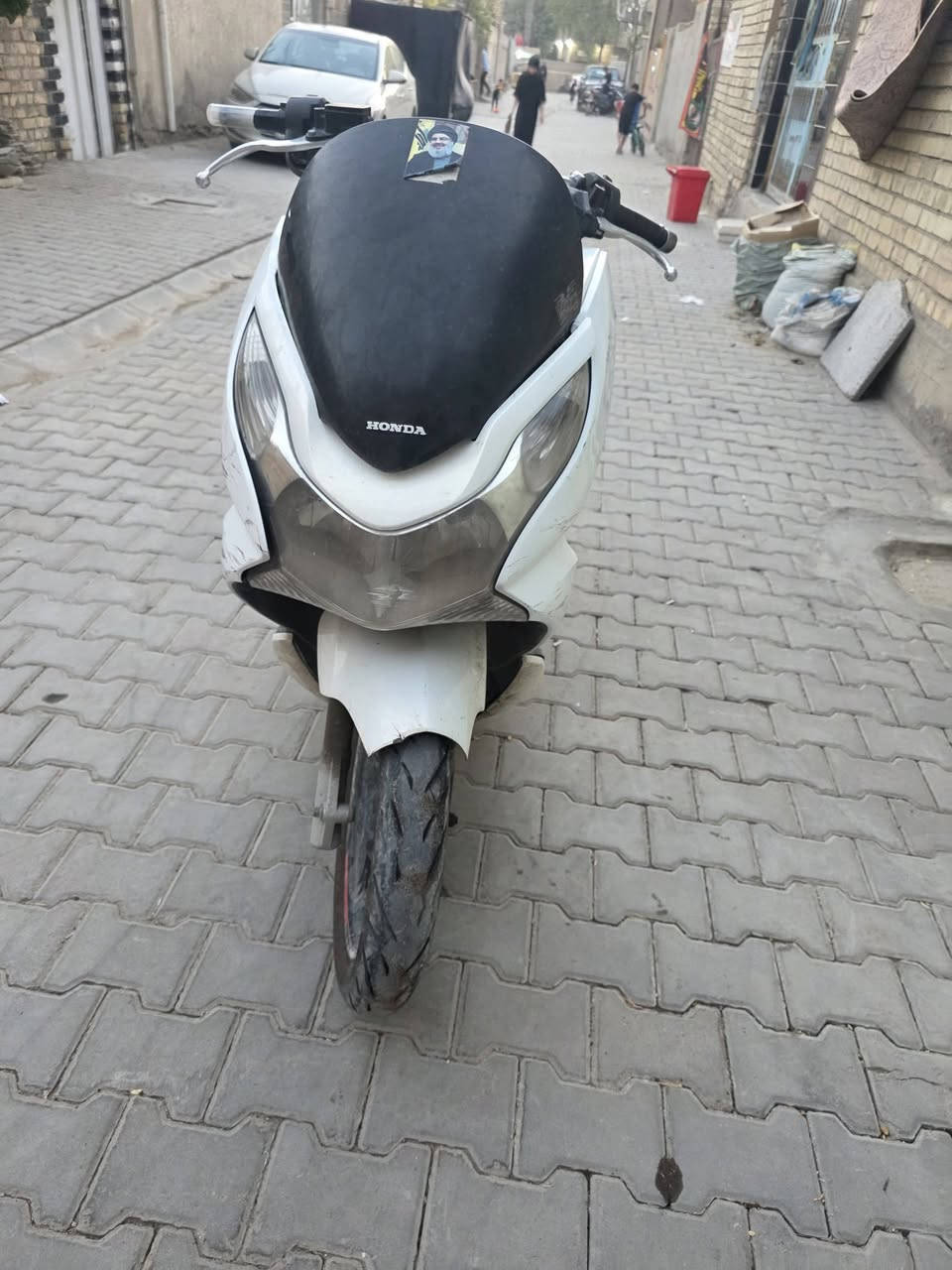 جيل اول ياباني مكينه 150
كلشي شغال حساي زدحام ستان حساس 
فقط كفرات تعبانه 
***********
