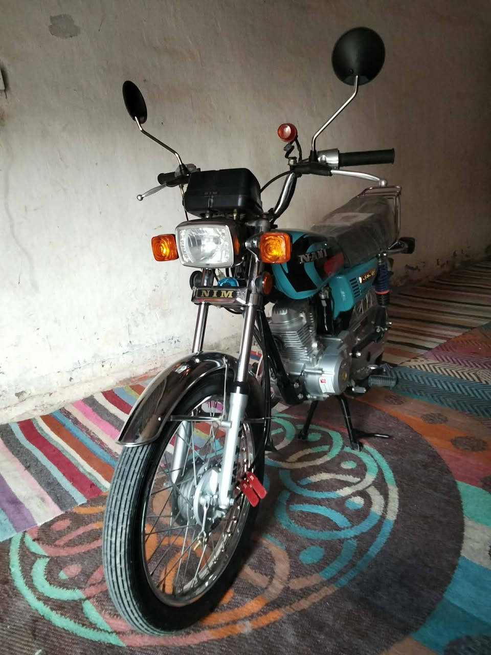 سلام عليكم دراجه للبيع نامه امتياز مكفوله كفالة عامه اوراق بغداد كهربايات كل شغاله بعده على سحك مكان واسط العزيزيه موديل 2027..؟؟؟؟ ***********
