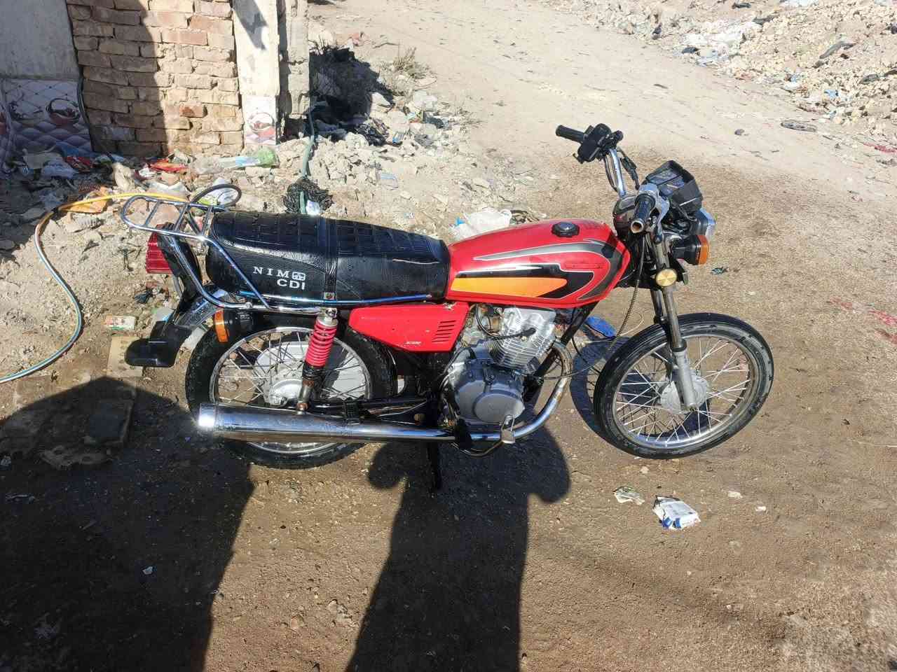 دراجة موديل 22نامة اوراق اصولي دراجة حلوة هاي كدامك بصورة العنوان ديوانية حي العسكري شارع ستين سعر 650 رقم الموبايل ***********+++***********
