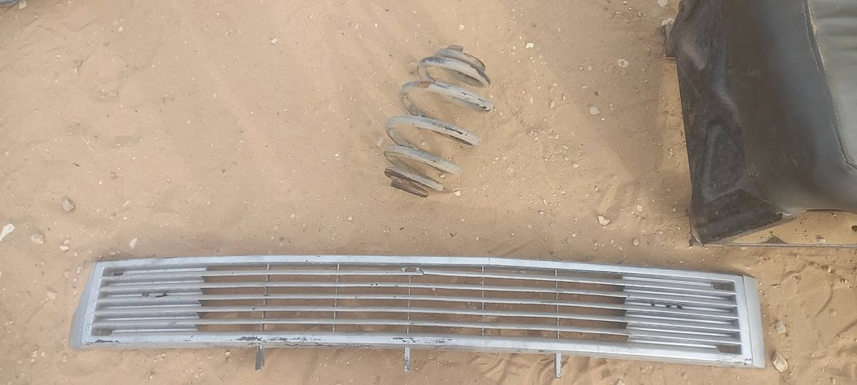 #موجود تندة باص 
#موجود صواني حديث وقديم
#موجود فخدات 
#موجود شبكة
#موجود لديتر ومروحة 
#موجود زجاج الجوانب الأربعة
#موجود اكسات وسرة خلفية زمبركات واصبرصات 
كل ما يلزم الباصات
#للتواصل فقط علي رقم جوال 0599457924


**إذا كنت صاحب هذا الإعلان وتريد حذفه لأي سبب، رجاءا أرسل رسالة إلى الدعم الفني**