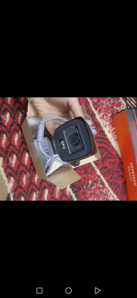 كامرات أنلوك عدد 8 كامرات
+  جهازين دي في آر 4 جنل
واحد لوك لغته انكليزي
والثاني بس رمز بيه
سعرهن 200 الف


**إذا كنت صاحب هذا الإعلان وتريد حذفه لأي سبب، رجاءا أرسل رسالة إلى الدعم الفني**