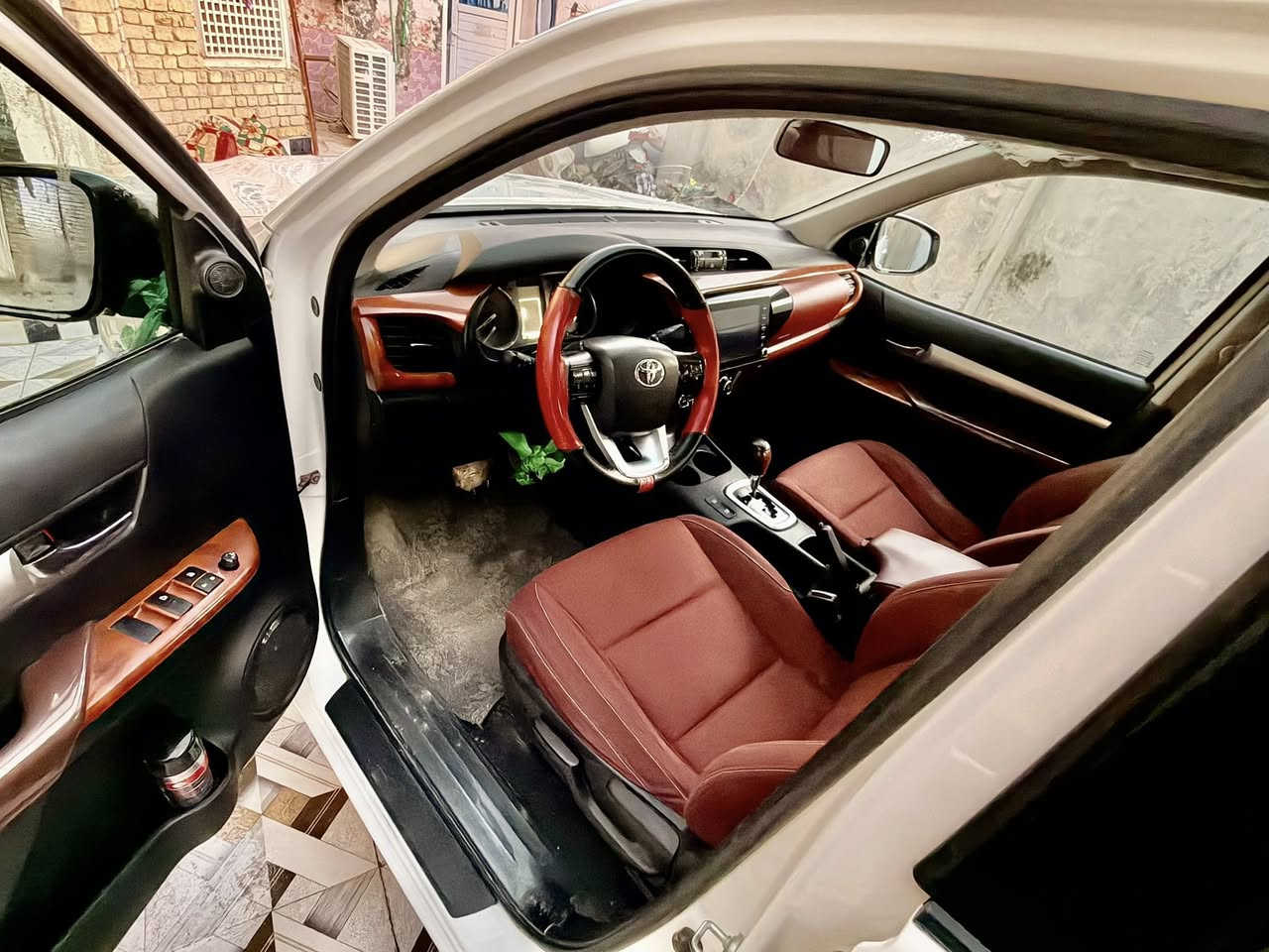 سلام عليكم بيك اب دبل قماره كويتي گير اوتماتيك موديل 2021 رقم اربيل اتريد وكاله اتريد تحويل سنويه نهاية 26 مكفوله من التبديل والصبغ ماشيه 150الف السعر 250 وبيه مجال حگ الجيه الاتصال على الرقم***********مكان ذي قار الشطره
                           ***********
