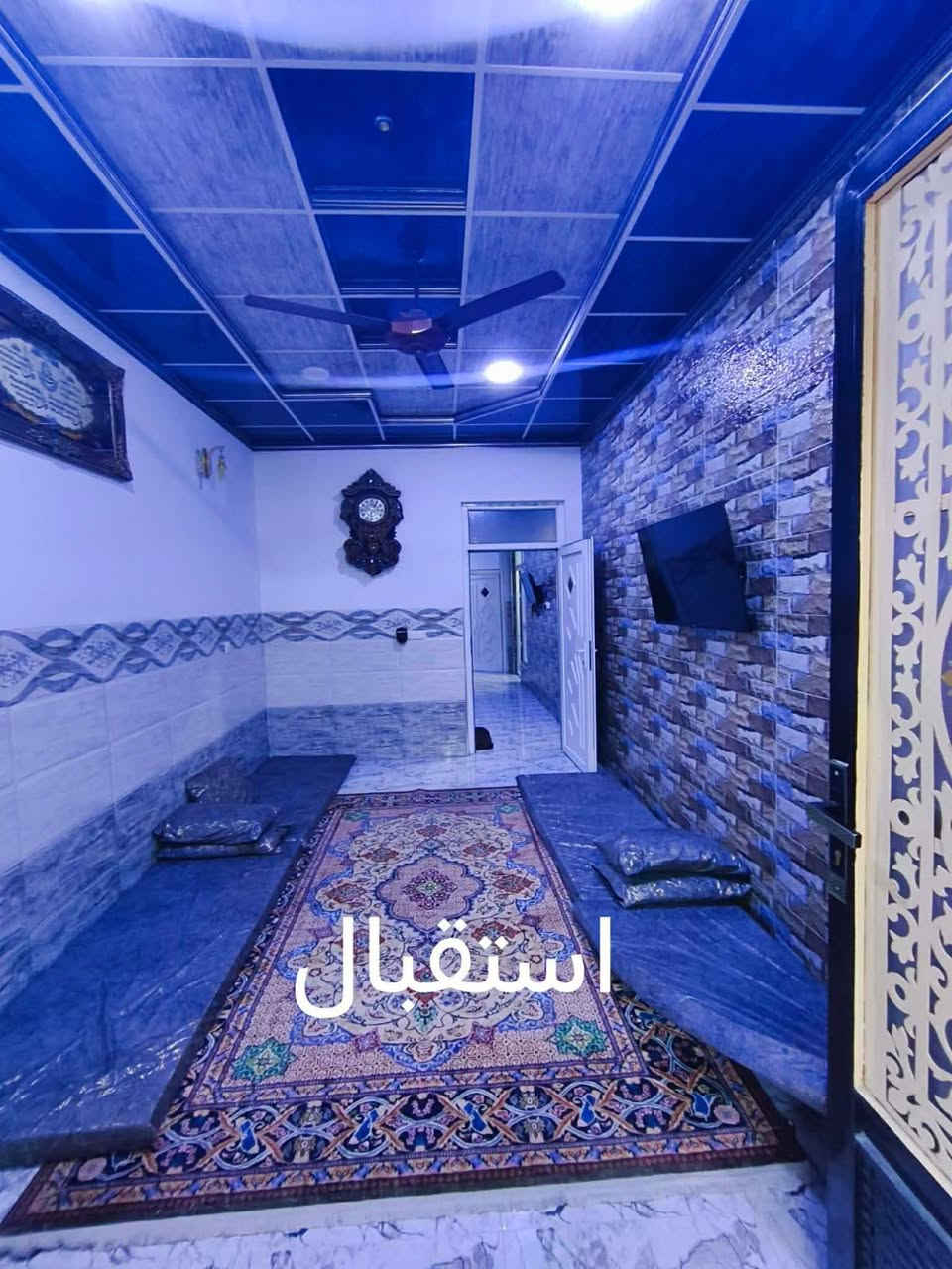 بيت للبيع المساحه 100 متر طابقين حي السماح السياسين 
قرب مدرسة الكويتيه 🏡🏡🏡 
للاستفسار مراجعةمكتب عمر للعقار حي الاركان شارع 20 قرب مدرسة الكويتيه 🏡🏡🏡🏡 
   ***********
***********ابواياد
