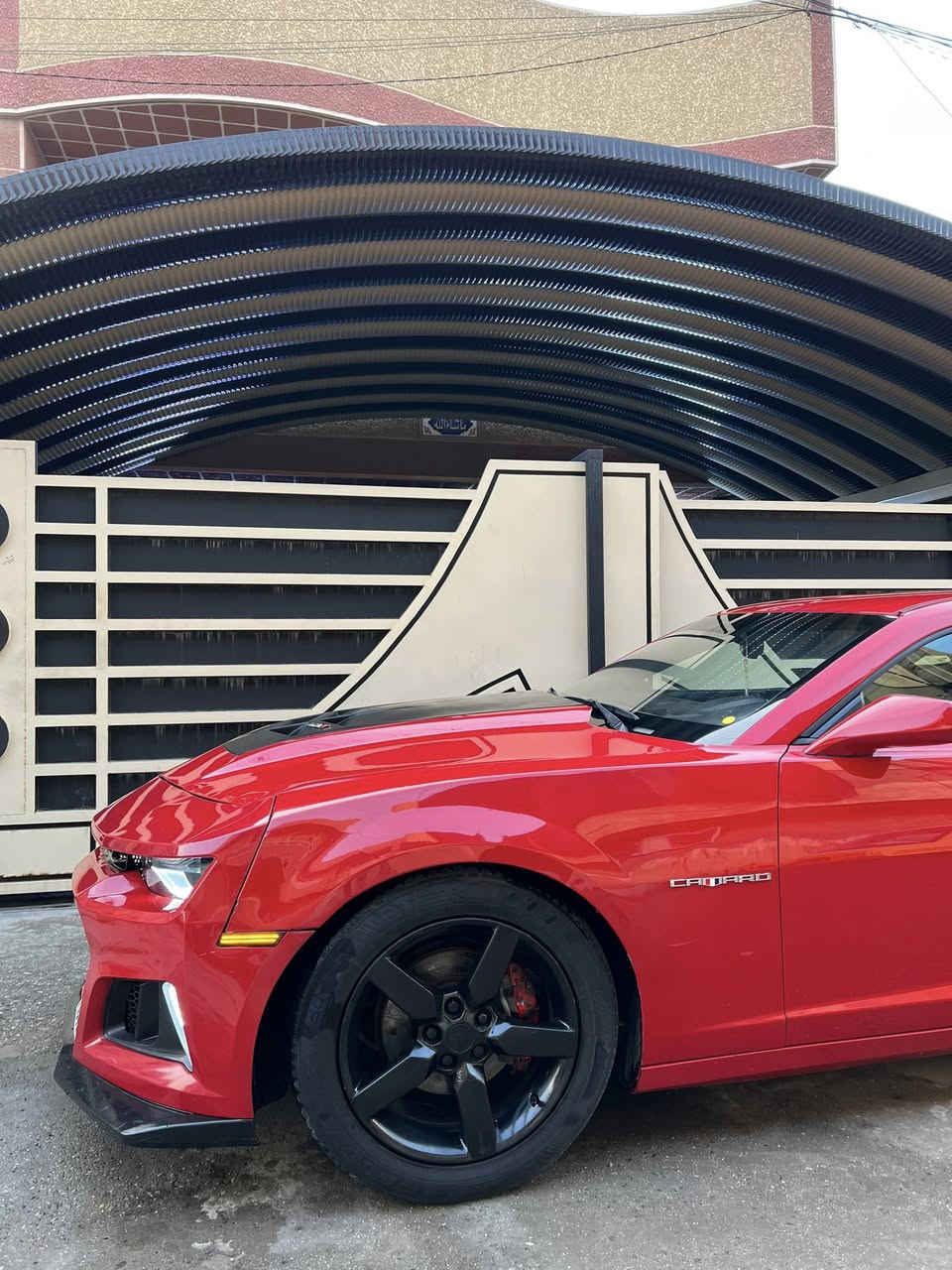 سلام عليكم

بيع بدون مراوس
اعلا مواصفات بالكمارو 
السياره كلش نظيفه 
موديل ٢٠١١ محدث ١٨ 
محرك 6 سلندر 
شاشه مع كامرا اندرويد 
لون احمر 
داتا شو 
تشغيل عن بعد 
كيجات اصليه 
كراسي كهرباء
تحكمات ستيرن 
شاشه اعطال 
تبريد ثلج 
سستم صوت بوستن
شفتات سرعه 
ويل ٢٠
بجم زنون 
السياره كلش مميزه ونظيفه  
مكان السياره بغداد الجديده 

سعر السياره ٩٣ ورقه 

*********** واتساب
