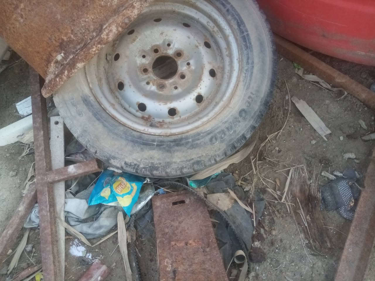 عندي وياله لبيع معا طوكات لبيع أحجام كبير وصغير العنوان ناصريه مركز *********** واتساب فقط
