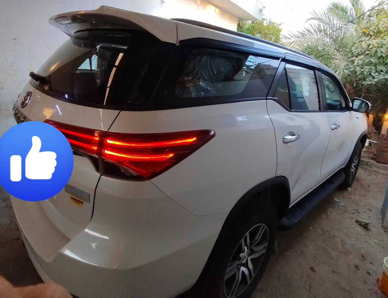 سلام عليكم
تويوتا فورجنر
موديل 2018
شركة سردار
4 سلندر 2.7
 مواصفات
SR5
تحكمات ستيرن
6 سماعة
شاشة
كاميرا خلفي
حساس خلفي و امامي
رادار امامي
مريات كهربائي و قلابة
2 مود  سياقة eko mod و pawr mod
2 سويج شركة
دعامي أمامي لكزس و دعامي شركة موجود
بك لايت Lid
رقم اربيل دولي 22
سنوي جديد 2029
هزة 2026
سيارة ماشي 125 كيلو متر حقيقي
كير و مكينة مكفولات
سيارة مكفول من صبغ تبديل
بيها بارد سونار بلمنشور موجود
مكان سيارة كركوك
سعر سيارة 260ورقة
رقم هاتف ***********
