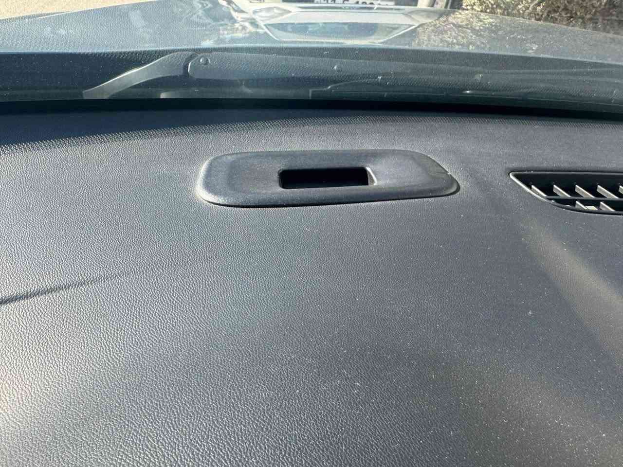 للبيع 
ماليبو موديل ٢٠٢٣
فول مواصفات ماعدا البنوراما
فئة LT
تشغيل عن بعد 
قطعتين تبريد 
رادار امامي 
تدفئة كشنات
بدون ايرباك بدون دواخل 
حادثها فقط نصف البنيد صبغ بدون تبديل 
ماشية ٢٩ فقط 
فحص وهزة جديد
رقم اربيل 
ترقيم  جديد 
تحويل ثاني يوم باسمي السيارة 
العنوان بغداد 
السعر ١٤٨ وبيها مجال 
الاتصال عالرقم
غير متواجد فيس بوك 

***********
صور الحادث بالمنشور
