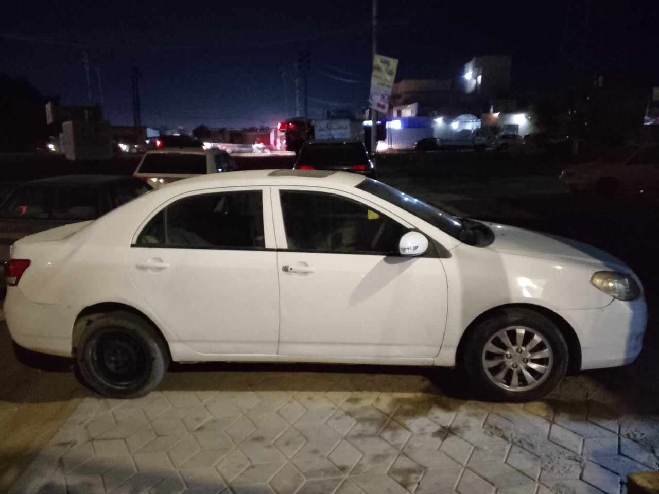 بي واي دي 2013 مال مصرف محرك وكير بيكاجو الحديث سياره جاهزه رقم بغداد سعر 22 بيها مجال لشراي ***********
