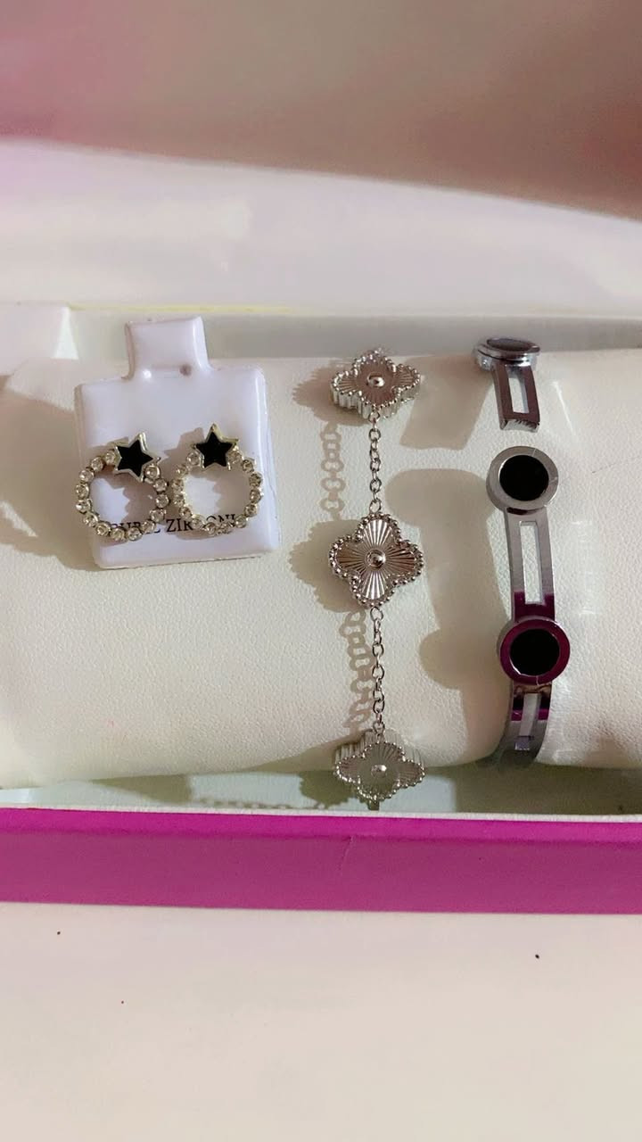 بضاعة متنوعة كولة نوعية ممتازة
الاسعار منشورة مع تفاصيل بل صفحة


**إذا كنت صاحب هذا الإعلان وتريد حذفه لأي سبب، رجاءا أرسل رسالة إلى الدعم الفني**