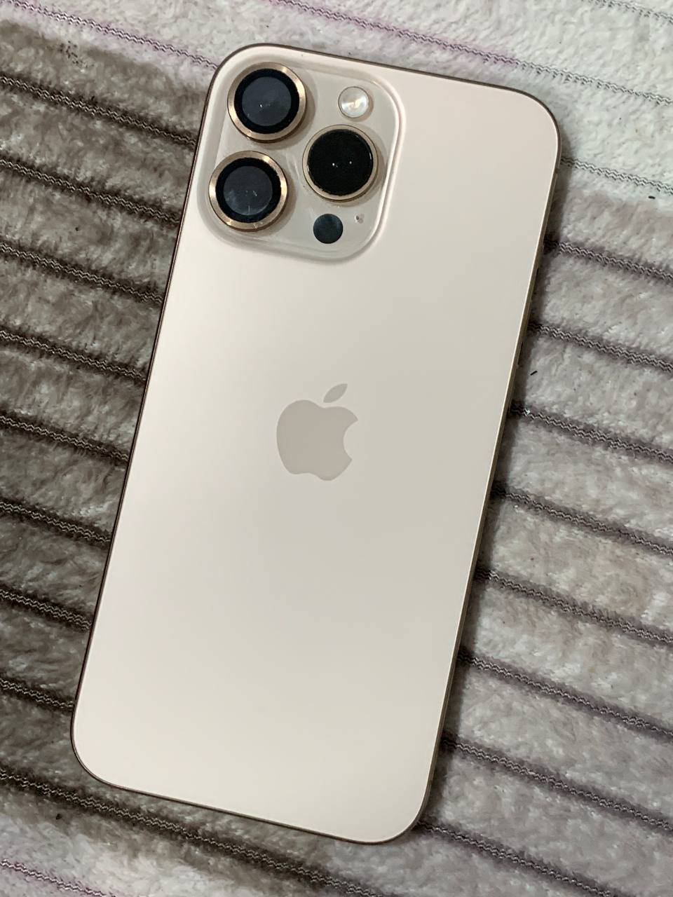 السلام عليكم ايفون 16 برو ماكس
بطاريه 91 توه صارت نزلت من التحديث جانت 97 مشحون 342 دوره 
تلفون نضيف بمعنى الكلمه 
كامل ملحقات كارتون + كيبل شحن
تجيك وياه كفرات هديه 3 
مكاني بغداد مدينة الصدر تجي للبيت تاخذه مكفول من كلشي 
*********** 

السعر 1350 الف
