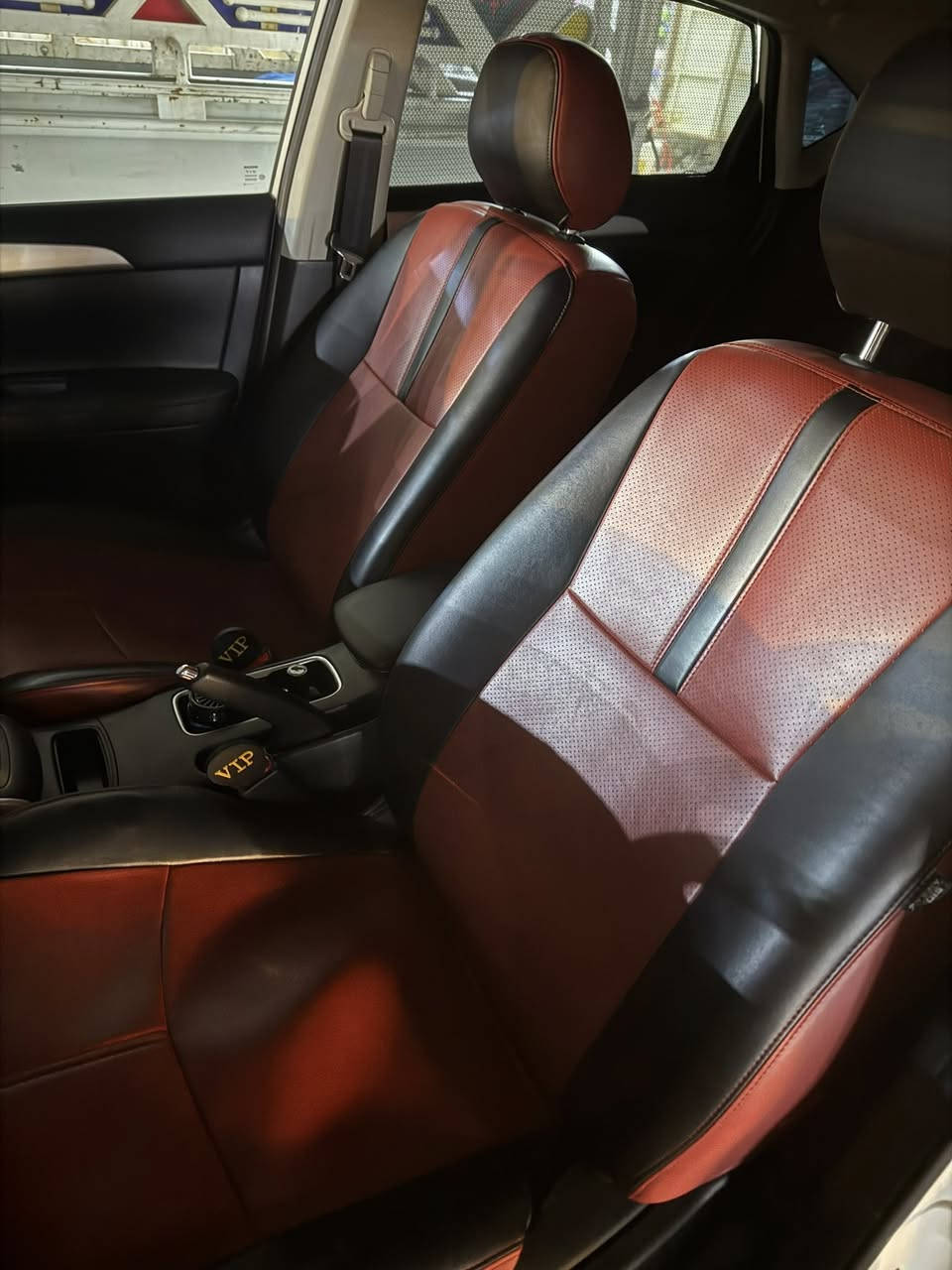 بسم شركه تريد وكاله تريد تحويل 2025
المواصفات 
داخل جلد مشمشي السعر132
ماشيه 2000
كفاله عامه
***********
