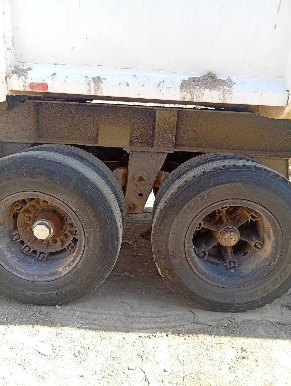 مقطوره حوضيه للبيع
استفسار ***********
