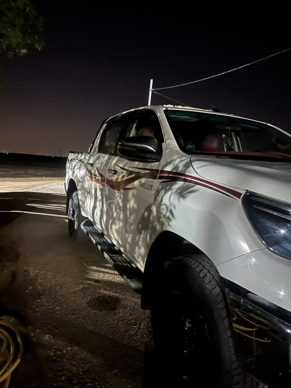 بسم الله الرحمان الرحيم هايلوكس فورويل مكفوله كفاله عامه موديل 2022 أمارتي مداور ثاني يوم ال سعر خاص /رقم *********** مكان ال سماوه
