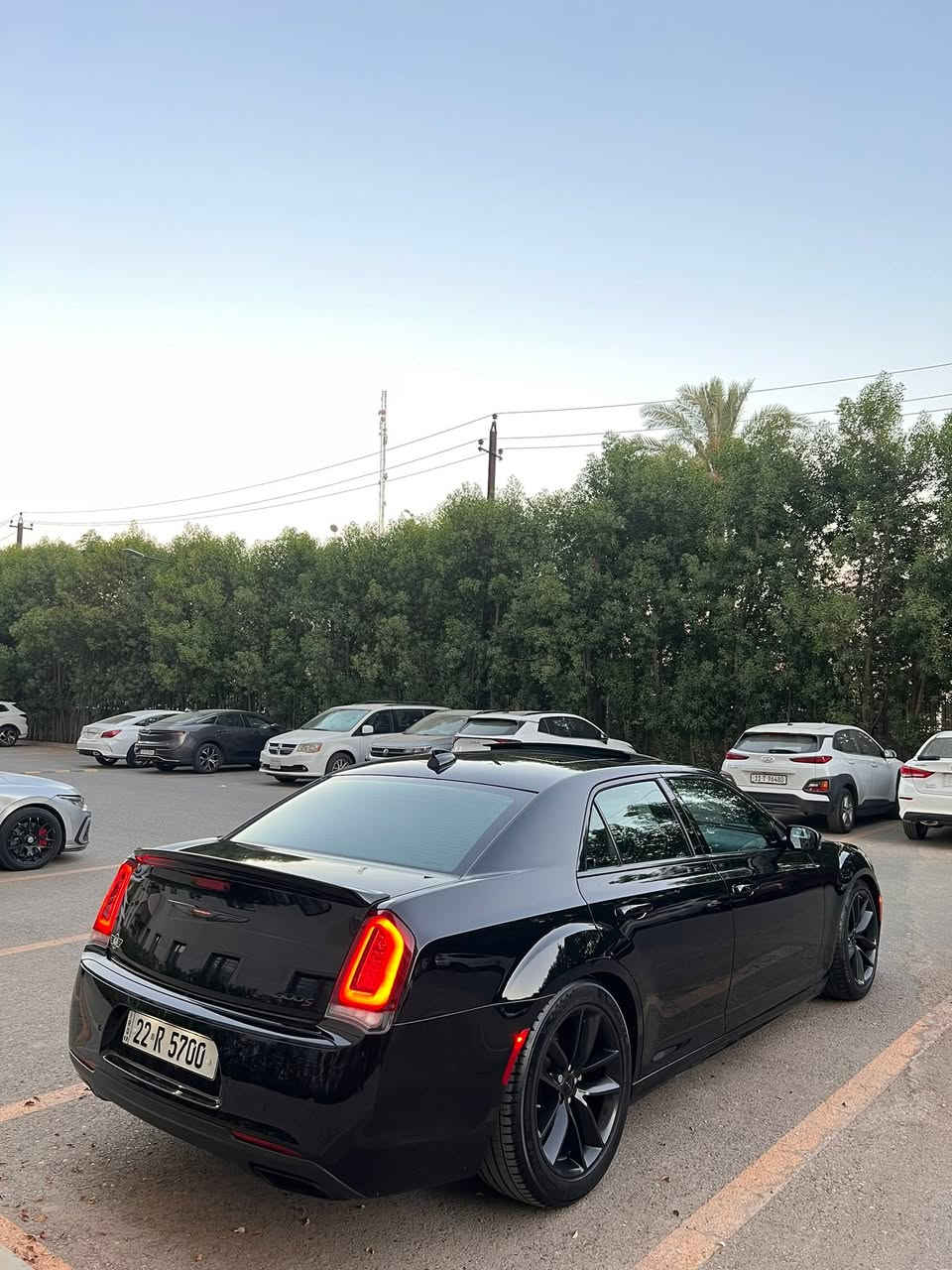 السلام عليكم …❤️🌹
للبيع اوباما گرايسلر فئه S300 مكينه 5700 موديل 2022 
السياره فول اعلى مواصفات بشركه اكرايسلر ١/١ للاخير ماشيه 38mi السياره عليه رقم مميز 5700 نفس الحجم ( سنويه باسمي ) اني مستوردها ع ايدي واني مرقمها غراضها بصمتين وارضيات الاصليه وغراص الجنطه كله بلاد السياره اخت الكلين ركز 👈🏻 ( قطعه مبدله نفس الون اصلي شركه ) السياره تفحص بلسونار كله كلين تايتل مكفوله كفاله عامه حتى بارد ماكو بدون ايرباك بدون قطره دواخل بدون اي قطعه مفتوحه ابيعلك كلين حتى دعاميات بدون اي زلغ شرط  .. عليه PPF ب٣٠ ورقه من مركز جيوشيلد ودفتر الضمان موجود السياره كير ومحرك وصدر وضع الوكاله دهن وفلاتر كله جديد مبدله من الشركه …
مواصفات …
————————————————————————
بصمه
بانوراما 
رادار امامي
رادارات جانبيه
دعاميه دبل لحيه 
لايتات داينمك اصليه عدسه matrex
برده كهرباء خلفيه 
داخل جلد اسود حضن S
تدفئه وتبريد بالكشنات الاماميه
تدفئه بالكشنات الخلفيه
كراسي ثنين كهرباء
كشن السايق ميموري
استرين كهرباء خزن
مري قلاب ع بك
سستم سماعات Alpine
دمام خلفي
حساسات امامي
حساسات خلفيه
كير 8 نمر
شفتات استرين
ويل كب حجم 20 SRT وكاله اصلي
داخل صاج فورميكا اسود
شاشه حجم 8أنج جميع الاوبشنات مفتوحه
كار بلي وGPS 
كامره خلفيه دواره
دكمه سبورت
نظام تراكشن
تو ويل اكيد
اشاير بالمري
نظام ترحيب اكيد
اخوان كل مواصفات شرحته لان تجي خنك اعلى شي وبعد راح احجي صرفيات الي ضايفه ع سياره ..
بي بي اف من مركز جيوشيلد سعره ٣٠ ورقه 
تخم تايرات ميشيلن سعره ١٠ ورقات من دبي والوصل موجود
ويل SRT اصلي وكاله سعره ٨ ورقات 
عليه لويات مايباخ اصليه وكاله سعره ٦ ورقات
عليه دبل مروحه مال خليجي من وكاله اصليه 
ذني الاضافات بلعافيه الي ياخذه جاهزه للاخير
وعليه رقم مميز هم بلعافيه ويه سياره
وياها تضليل متحرك سيت كامل سعره ١٠٠ دولار هديه ويه سياره
مختصر كلام سياره جديده مال جناي 
دهن وفلاتر مبدله جديد من الشركه بدون اي مصرف وابيع بدون اي نقص شرط وعارضه بسعر حلو مال بيع
الي يحب رقم شاصي موجود 
مكاني بغداد حي الجامعه
سعر / 335 ورقه مع مجال شي بسيط 
للاستفسار اكثر / ***********
تحياتي🌹
