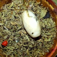 خرزه عطف قديم حر شرط اصلي طبيعي رباني من ارقه الاحجار هو العطف محبه عا...