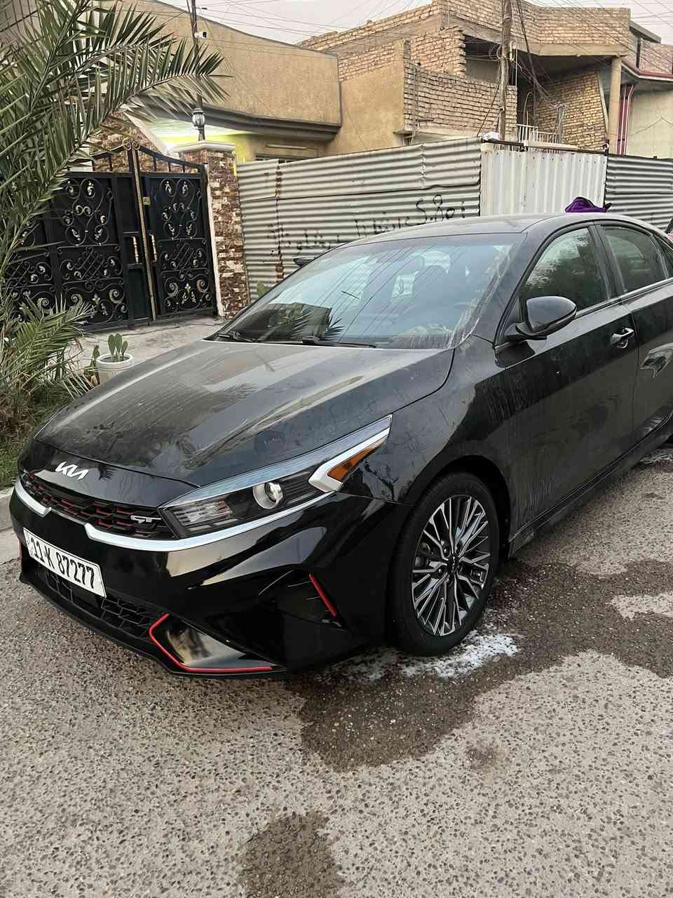 السلام عليكم فورتي 23 جيتي لاين اعلى موصفات بلفورتي فول الفول مبدل بنيد فقط بدون دواخل نهائيآ السعر 158 مكاني زعفرانيه ***********
