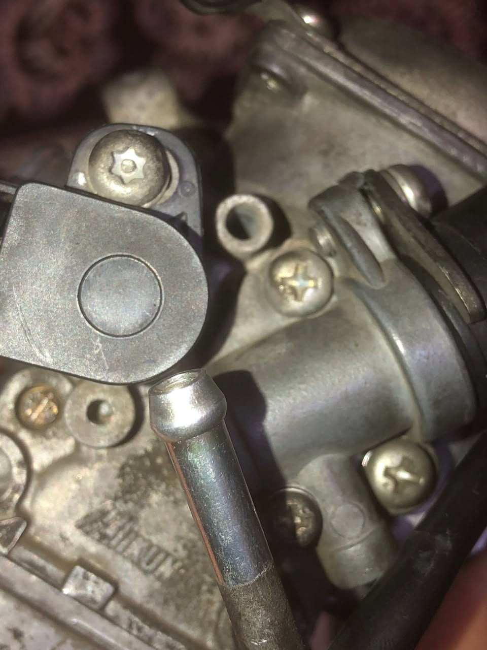 السلام عليكم
كابريتر ثعلب يرهم سكنس بأنواعها الكابريتر مال تفصيخ اصلي ومختم وبرغي مامفتوح والجوزه الصباحية مالته الاصليه وشغاله هم الكابريتر شدها على الدراجة تشتغل نكره سلف وعلى الفحص انطي السعر 70 وبيها مجال مكاني بغداد الثعالبه توصيل ماعندي


**إذا كنت صاحب هذا الإعلان وتريد حذفه لأي سبب، رجاءا أرسل رسالة إلى الدعم الفني**