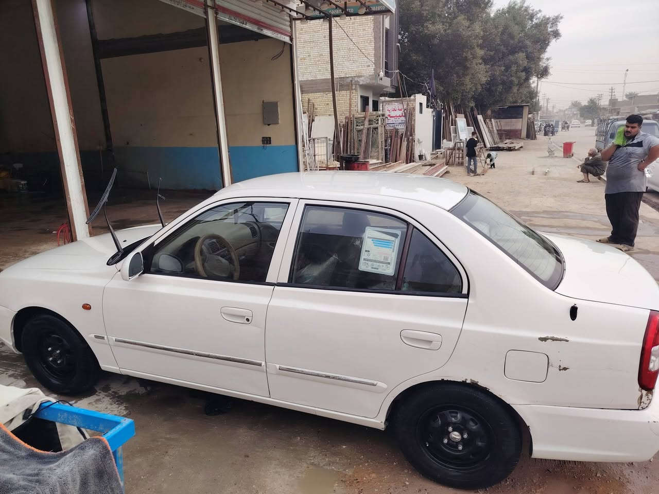 سلام عليكم
فيرنا 2015
بيها صبغ ربع بنيد
وطخه بل جاملغ الخلفي
راجع بارد
لباقي كفاله
سياره جاهزه مال جناي
رقم نجف انكليزي بأسمي
السعر ٧٠او بيها مجال
***********
