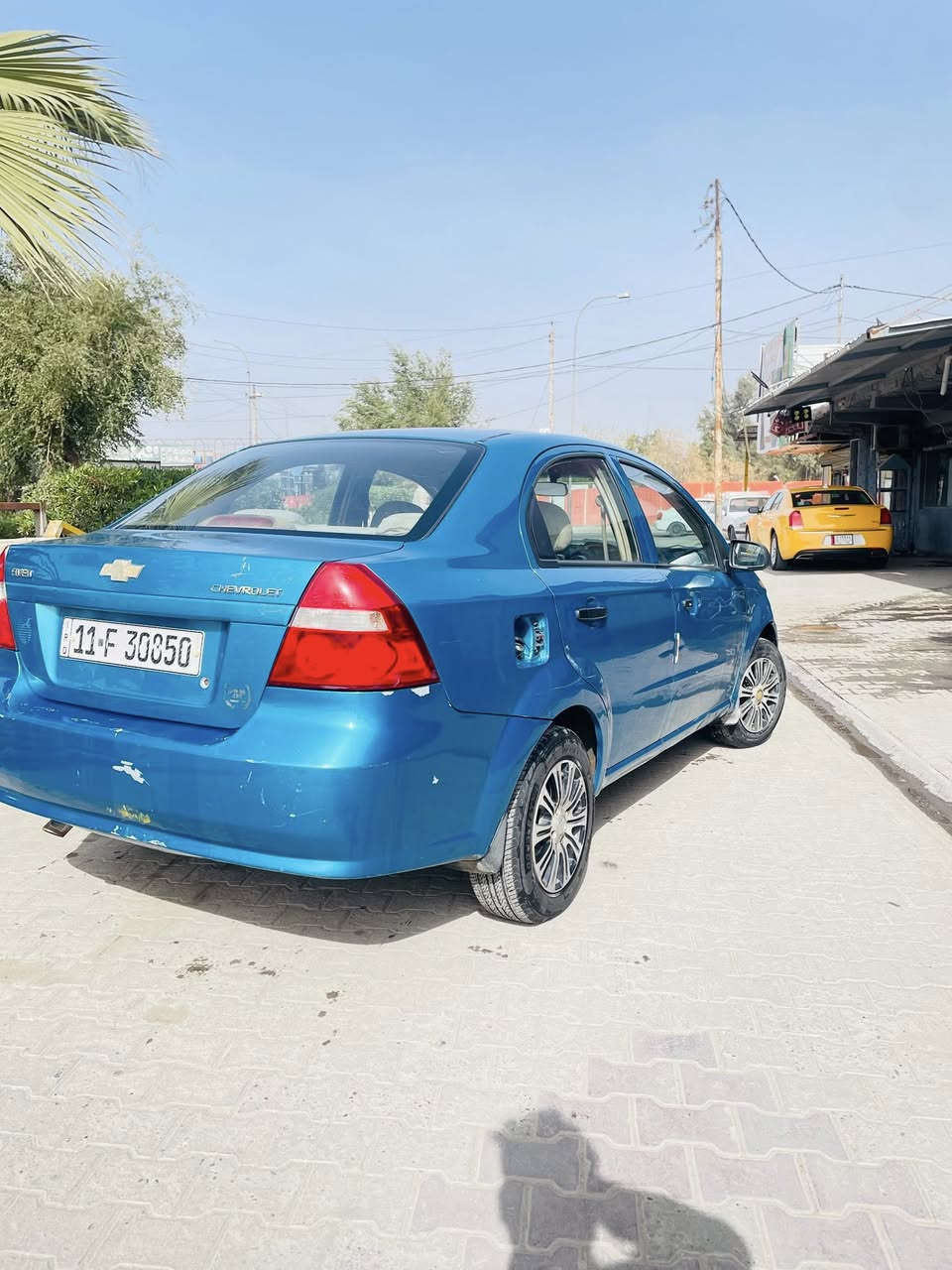 سلام عليكم أفيو موديل 2009 رقم بغداد دولي مكينه 1600 مفتوح  صدر  جديد تبريد ❄️
مكان بغداد المحموديه 
السعر 55 وبيه مجال 
***********
