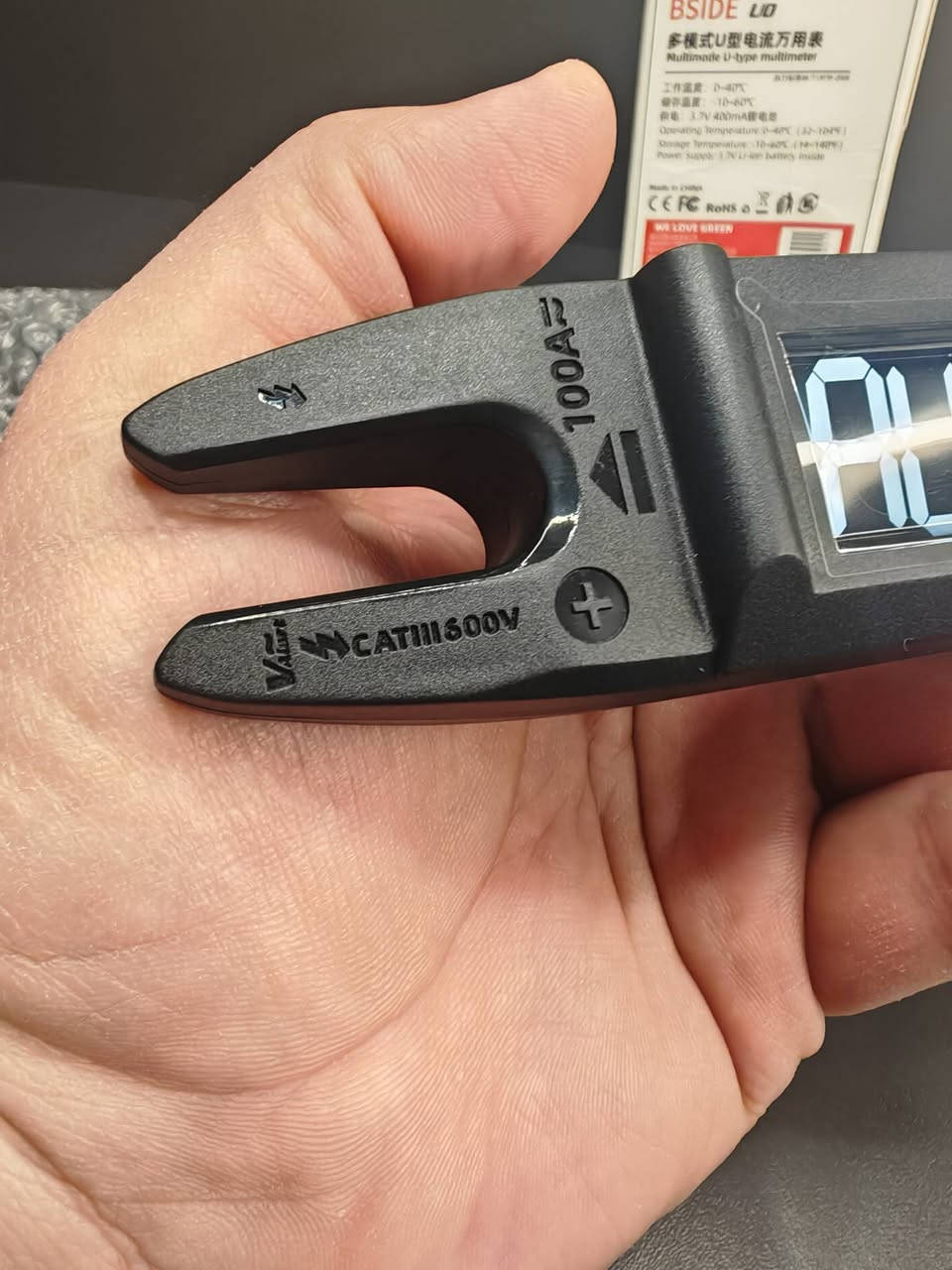 ماركة BSIDE، كلامب ميتر وملتيميتر قراءة اوتوماتيك و شحن تايب سي شاشة ولايت ونظام NCV
جديد غير مستخدم، كوالتي ممتاز جدا بضاعة اوربية مو تجاري
يوجد توصيل لجميع المحافظات ***********
