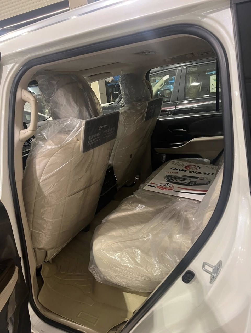 السلام عليكم لاندكروز 2024 GXR limited (بريم اصلية باب اولا ) فول مواصفات 1/1
رقم بغداد تحويل مباشر السيارة ماشية 20 الف فقط قطعة جديدة جداً ومغلفة ppf داخل وخارج والسيارة مكفولة من الدبل كود والبارد والصبغ مكان السيارة بغداد والسعر 720$ وبيهه مجال بسيط للشراي
رقمي ***********
