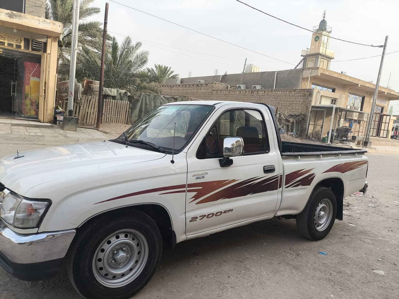 السلام عليكم سياره للبيع موديل 2004سياره نضيفه مال جناي جاهزه من كلشي  تبريد شغال  السعر 90 وبيه مجال ***********
