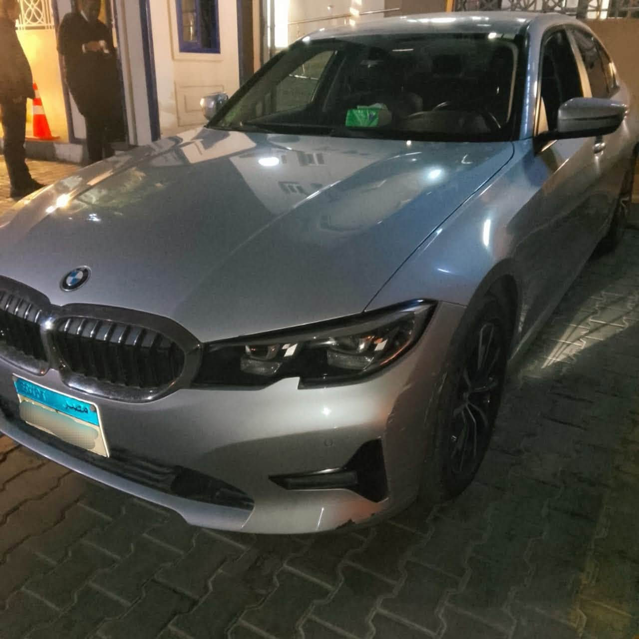 Bmw 320i 2020  
▫️ 113.000k 
▫️ 2000 cc 
▫️ فابريكا بالكامل 
▫️ وكيل
▫️ صيانات توكيل بالكامل 
▫️ الفئة Exclusive 
▫️ رخصة 3 سنين 
▫️ مرور اكتوبر 
📍المعاينة اكتوبر 
💰1,800


**إذا كنت صاحب هذا الإعلان وتريد حذفه لأي سبب، رجاءا أرسل رسالة إلى الدعم الفني**