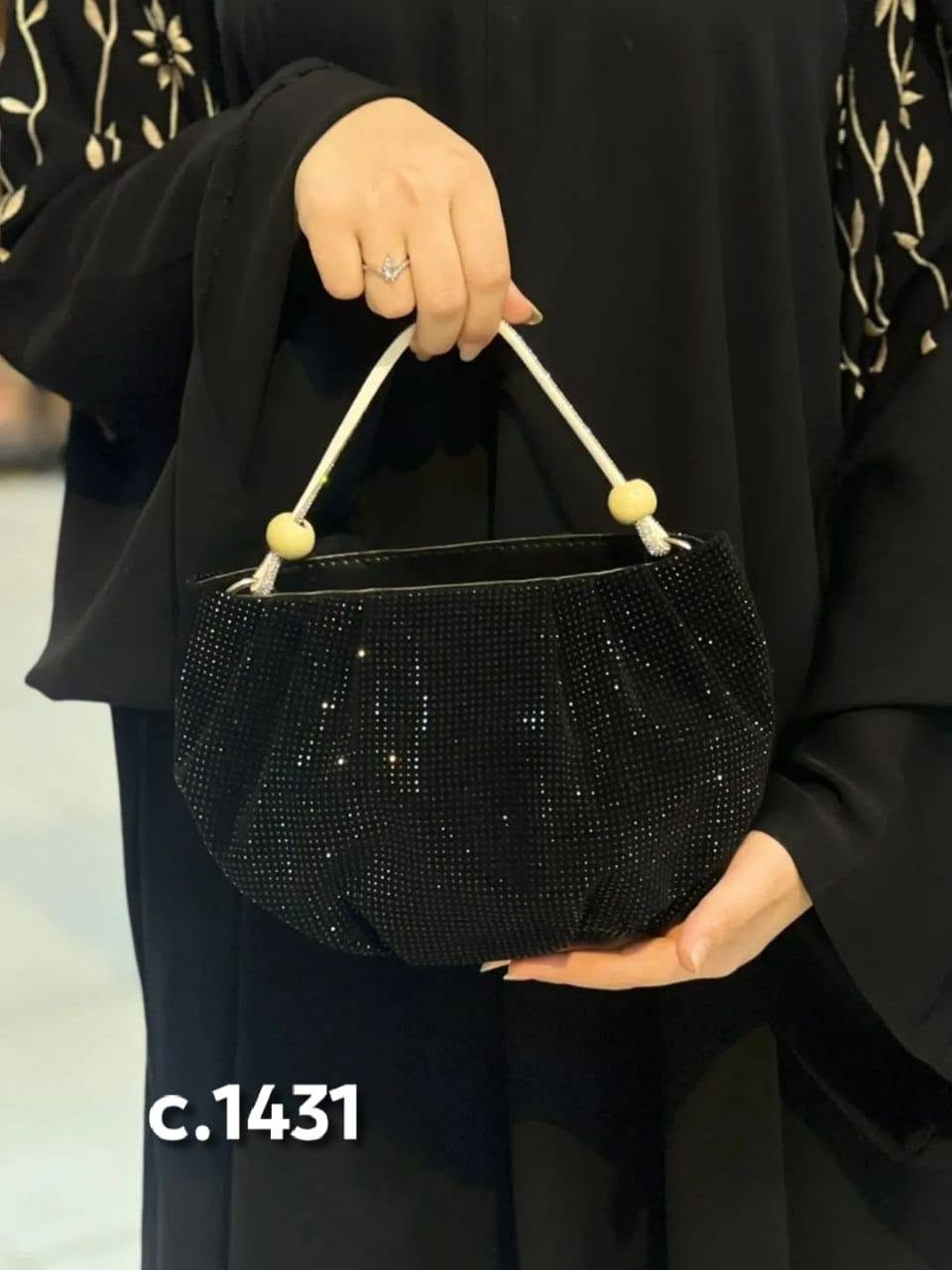 ✨️ جديد.فينيسيا ✨️ New Venesia ✨️
✨️👛 حقيبة بناتي لمع كيوت تجنن 😍👌
✨️ السعر 5.000 فقط ✨️


**إذا كنت صاحب هذا الإعلان وتريد حذفه لأي سبب، رجاءا أرسل رسالة إلى الدعم الفني**