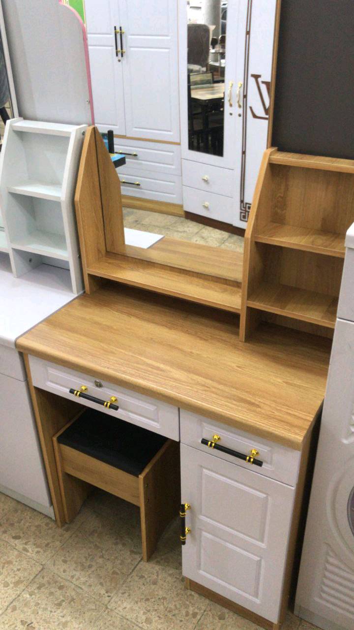 كنتور 4 باب السعر 270

كنتور 3 باب السعر 200

كنتور 2 باب السعر 165

سرير السعر 140
ميز تواليت السعر 120

توصيل داخل بغداد مجاني
اطراف 10
محافظات 25