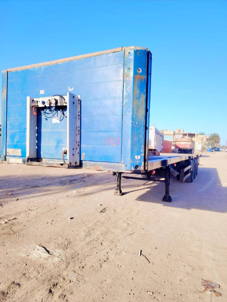 سلام عليكم عربانه اشمتز للبيع  دسك ابريك جاهزة للشغل بدون منفيس  الاستفسار والمعلومات الاتصال على الرقم 
***********
***********
