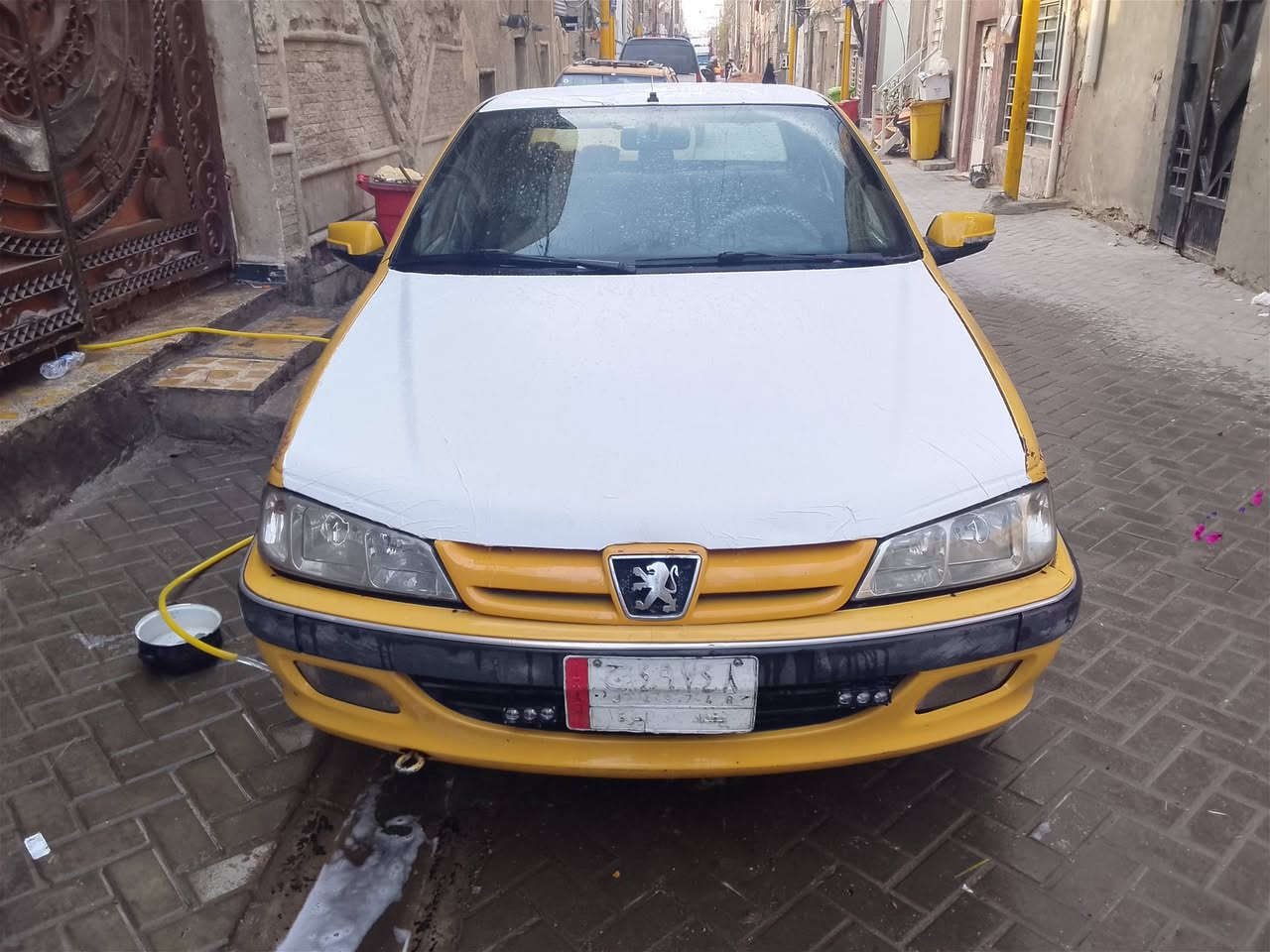 سلام عليكم بيجو بارص موديل 15 كير مكينه تبريد خير من الله  سياره مابيها ضربه سياره بلاديه  بس بنيد مبدل سعر 35 بغداد مدينه الصدر ***********
