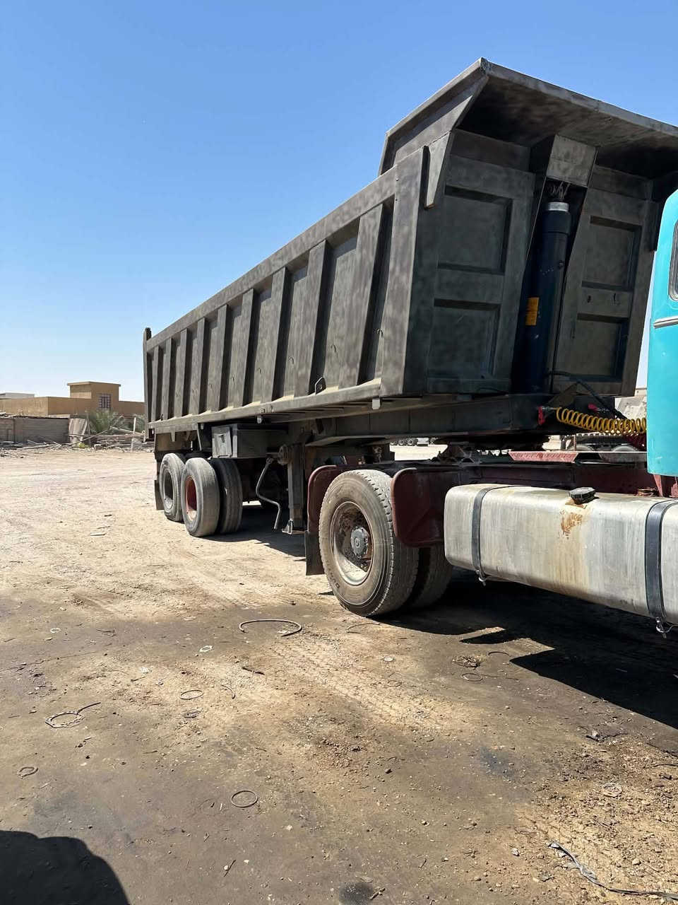 عربانه البيع ماموت 
مجموعه 16
ذرعه ،31
سعر 135وبيه مجال
مكاني رمادي 
مكلف بل نشر 
رقم الهاتف  ***********

