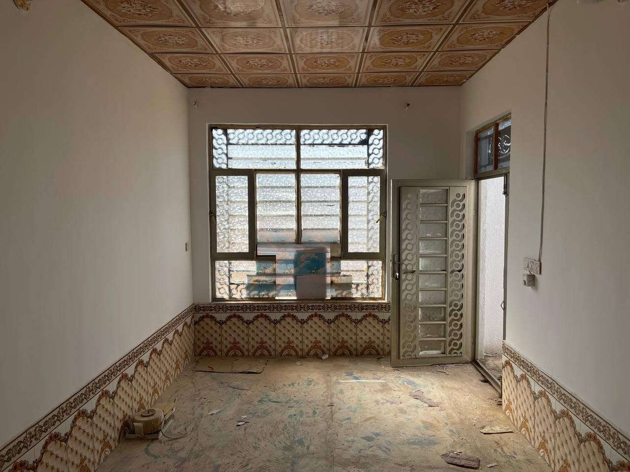 سلام عليكم
بيت طابو زراعي علوه الفحل خلف شارع الفلل  

مساحه 100 متر 

سقف صب 

كامل من كلشي 

سعر 24 

وبي مجال قليل 

***********
