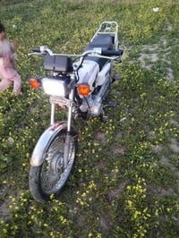 اربعه كير • اوراق • اضاءة قويه