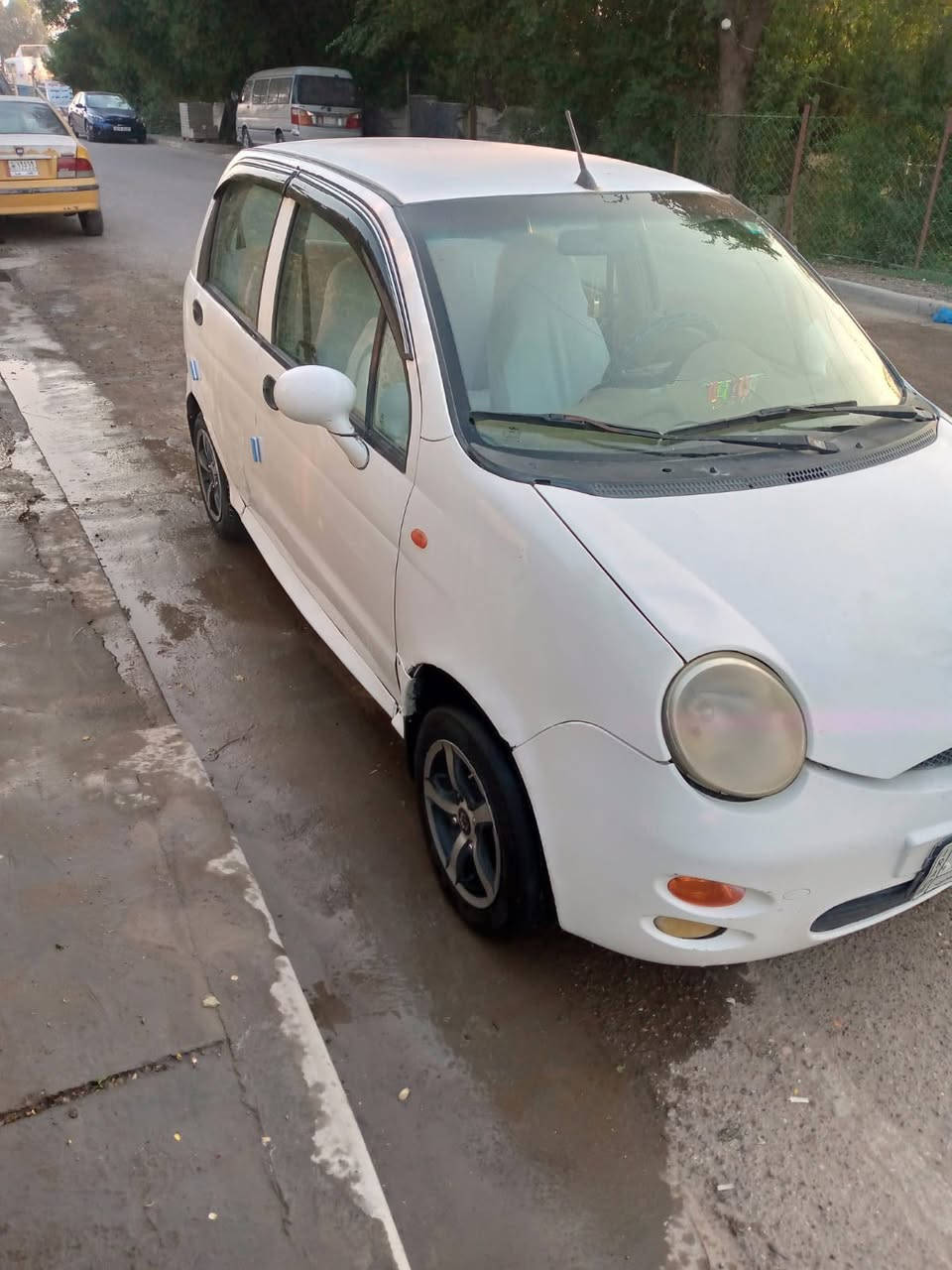 للبيع شيري كيو كيو موديل 2013
مشروع وطني قادسيه 
مكينه وكير جدد 
كهربايات كلهة شغاله 
تبريد شغال/ سياره مال جني 
السعر 23 ورقه 
مكاني بغداد 
***********
