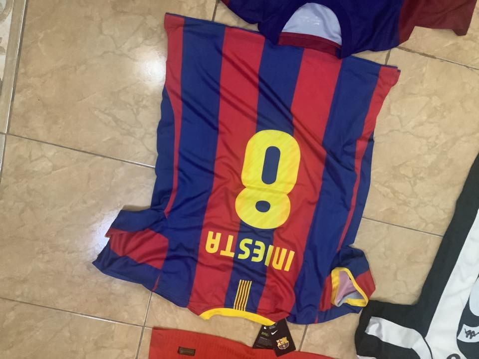 دريسات سعر  8 بس مال برشلونة و يوفنتس و تشلسي على 13    قياسات برشلونة m برشلونة أنيستا L يوفنتس L تشلسي L  ريال ابيض  XL ريال ثاني M برتغال XL  مكاني ديالى بعقوبة عندي توصيل إذا ما تقدر تراسلني دزلي طلب صداقة واني أراسلك


**إذا كنت صاحب هذا الإعلان وتريد حذفه لأي سبب، رجاءا أرسل رسالة إلى الدعم الفني**