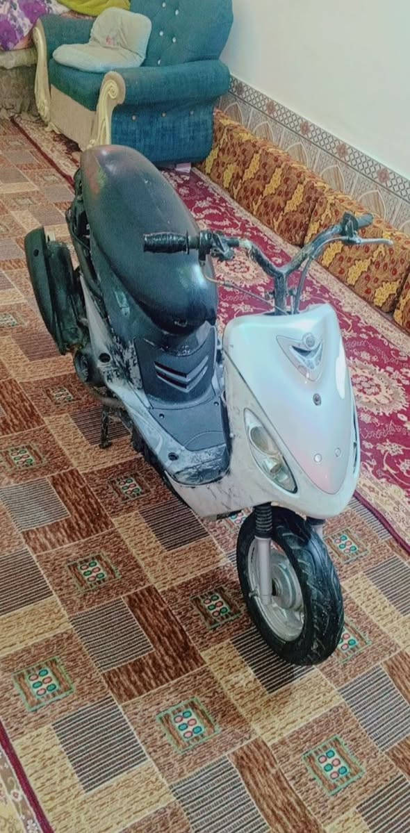 السلام عليكم دراجه ماكس منغولي البيع الدراجه شغالا من هندر وحد ريهه سلف عوزهه باتري وكلوبات دراجه كاملا مكمله. سعرهه 400 وبيهه مجل السراي يشلع اعيوني الدراجه مفتوحه 55 وسلتهه موجوده


**إذا كنت صاحب هذا الإعلان وتريد حذفه لأي سبب، رجاءا أرسل رسالة إلى الدعم الفني**