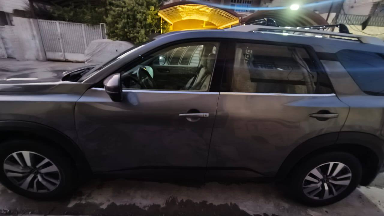 السلام عليكم للبيع او المراوس بصالون 
Nissan Pathfinder 2023  SL 4WD

عداد المسافة 20000 mile 

السعر 230$

المواصفات 

بصمة تشغيل
بصمة ابواب
تشغيل عن بعد(Remote Start) 
صندوق شفط كهربائي 
كاميرات محيطية 360°
السيارة دفع رباعي AWD
رادار امامي (تحديد مسار)
رادار جانبي (نقاط عمياء)
رادار خلفي (تحذير من الاصطدام)
حساسات امامية+ خلفية
كشنات جلد
كشنات تدفئة 
تبريد قطعتين لمس
بردات خلفية 
تحكم وضعيات القيادة...Drive Modes 
اوتو ستارت Auto Start 
اوتو ستوب Auto Stop
شفتات استيرن 
هيتر استيرن
Apple Car Play
Android Auto 
هاند بريك بصمة
اوتو هولد Auto Hold
مانع انزلاق+ABS
شاشة كبيرة لمس+كاميرا
منافذ AUX+USB
***********
