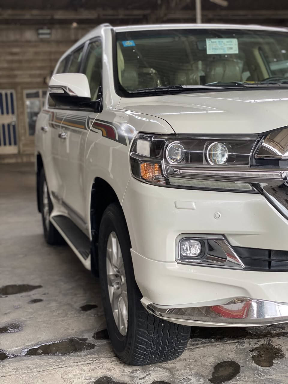 لاندكروز 2017
ساس وايت اديشن
مكفوله كفاله عامه 
فقط ركن الدعاميه الخلفية
السونار مرفق مع الصور
ماشيه 70 الف حقيقي
باسمي تحويل مباشر.
السعر 480$ مجال بسيط
العنوان بغداد معارض النهظه 
***********
