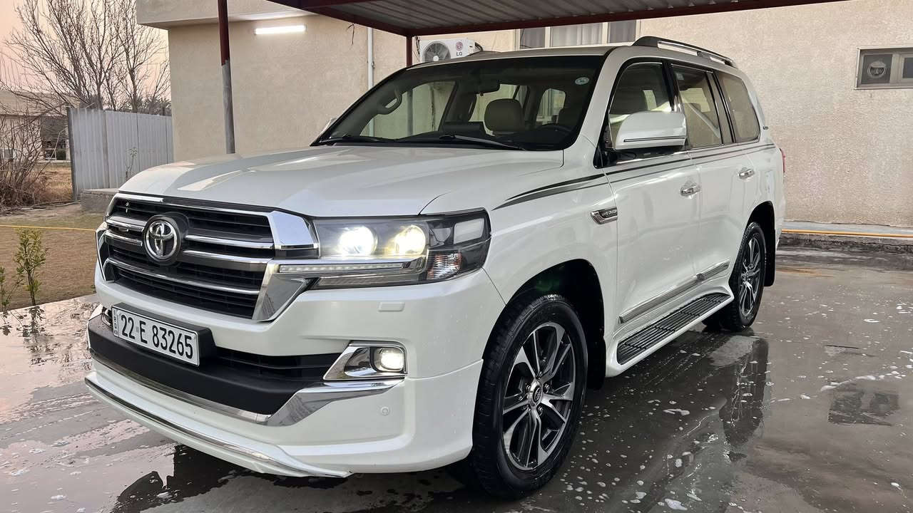 السلام عليكم : لاندكروز موديل 2020 ساز فول مواصفات  گراند تورنك ميحتاج اذكر المواصفات ماشيه 77الف السياره كفاله عامه من كلشي رقم اربيل بسمنا السعر 535 مكان السياره بغداد اليوسفية 
***********
***********
