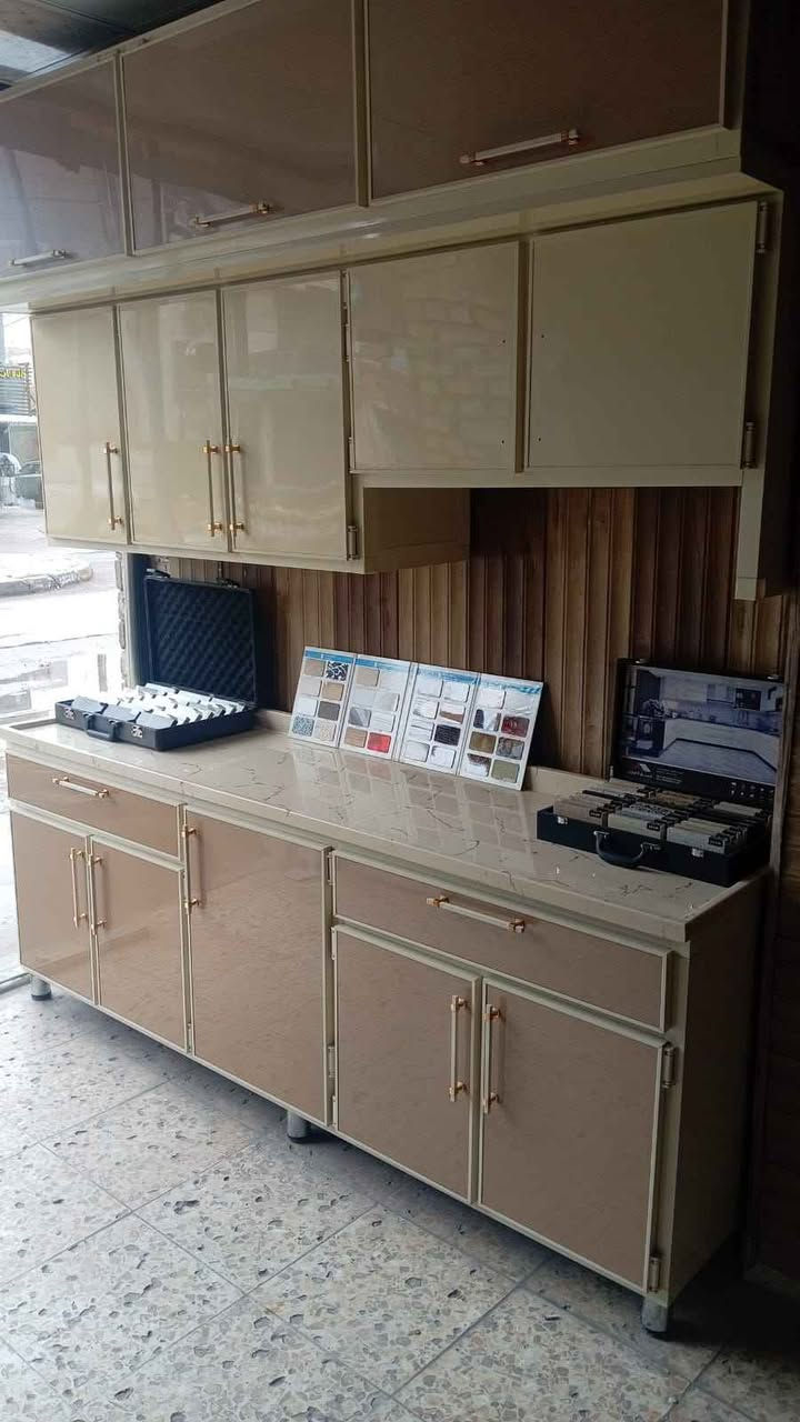 كاونترات ٢ الكريمي ٨٠٠ والرصاصي NDFبمليون وميه جديد ممستخدم من المعرض مكاني الدوره اتصلو علي هذا الرقم للتفاصيل ممتواجد عالفيس *********** بغداد, العراق
